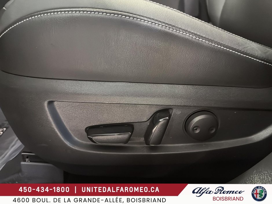 2022 Infiniti QX55 LUXE PKG,AWD,TOIT,TRES PROPRE-28
