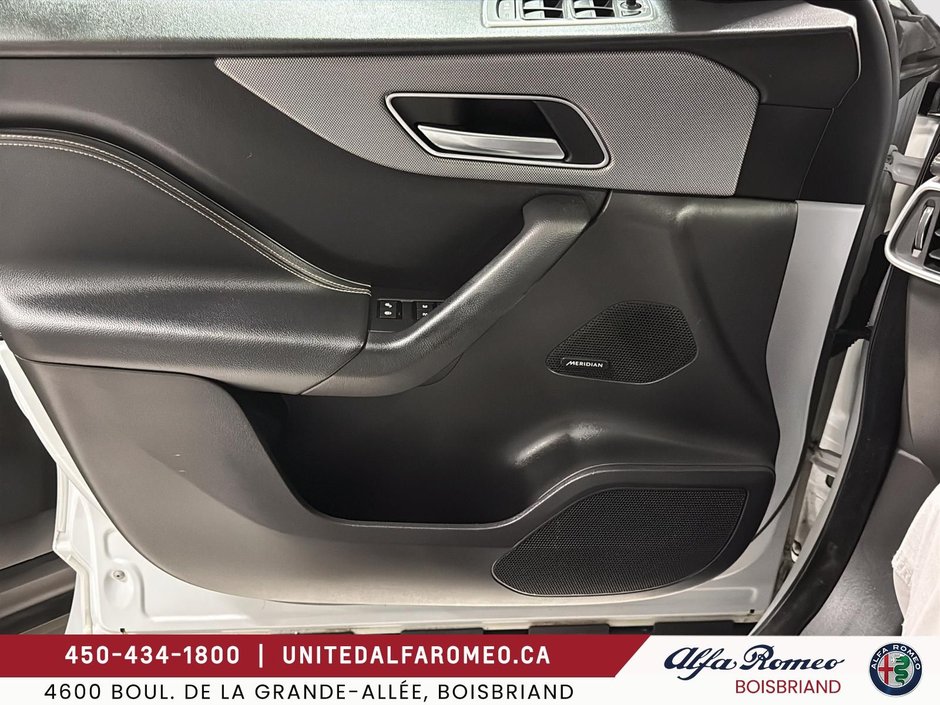 Jaguar F-PACE S,SUPERCHARGED,22P,PANO,NAVI 2018-11