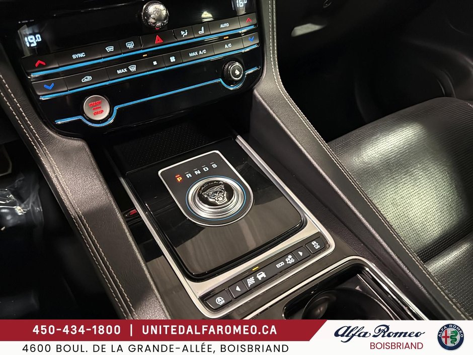 Jaguar F-PACE S,SUPERCHARGED,22P,PANO,NAVI 2018-17