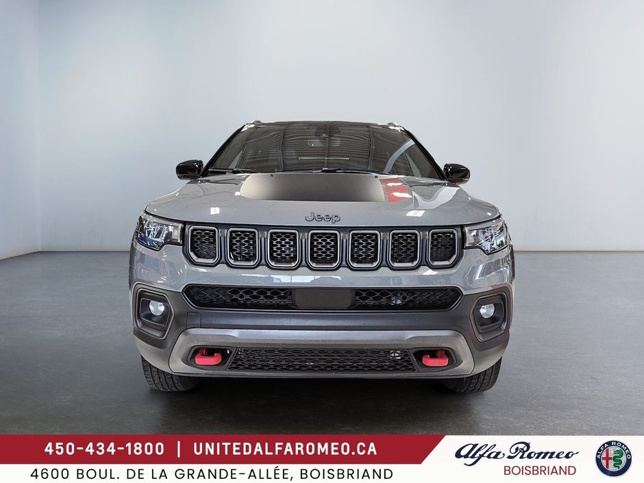2023 Jeep Compass Trailhawk-1