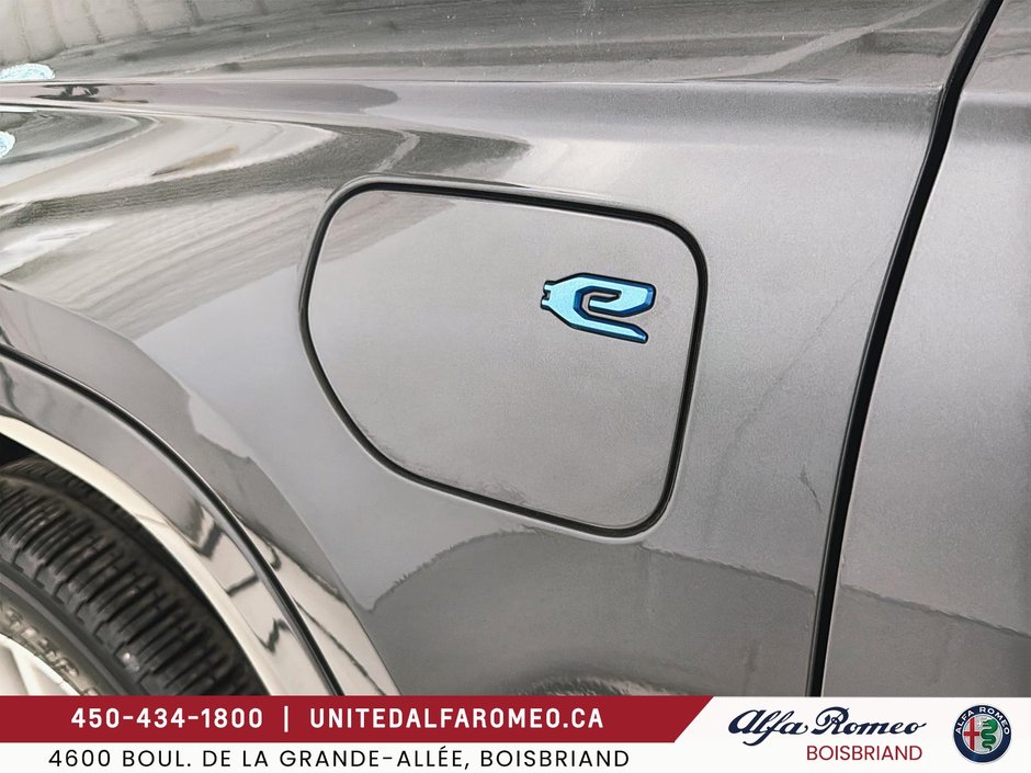 2022 Jeep Grand Cherokee 4xe SUMMIT,HYBRID,ECRAN PASS,FULL TRES PROPRE BAS MILL-31