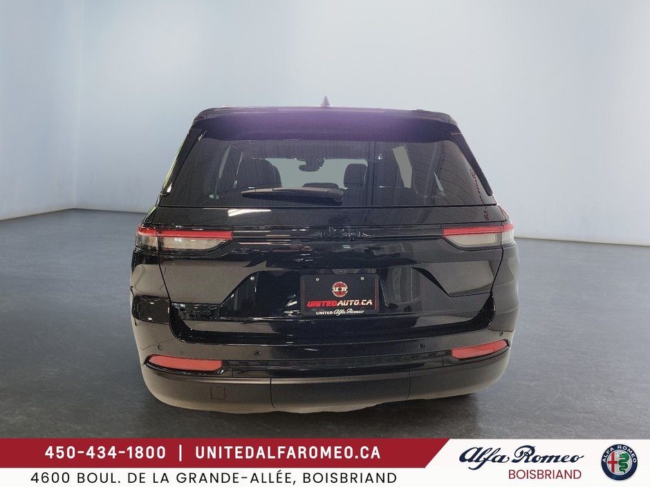 2024 Jeep Grand Cherokee Altitude-2