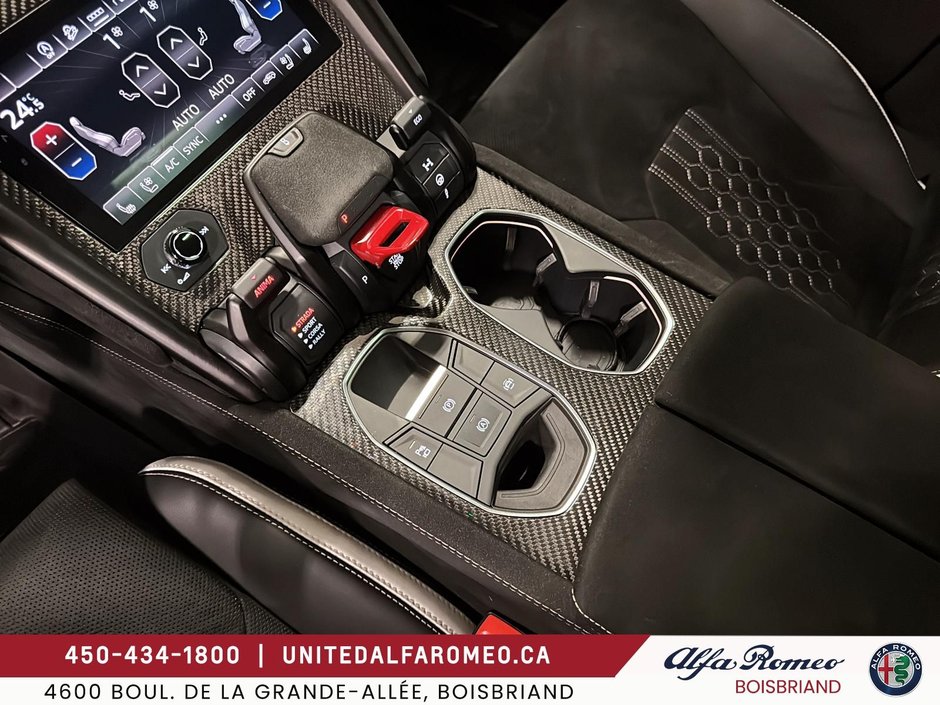 2025 Lamborghini URUS PERFORMANCE, COMME NEUF-23