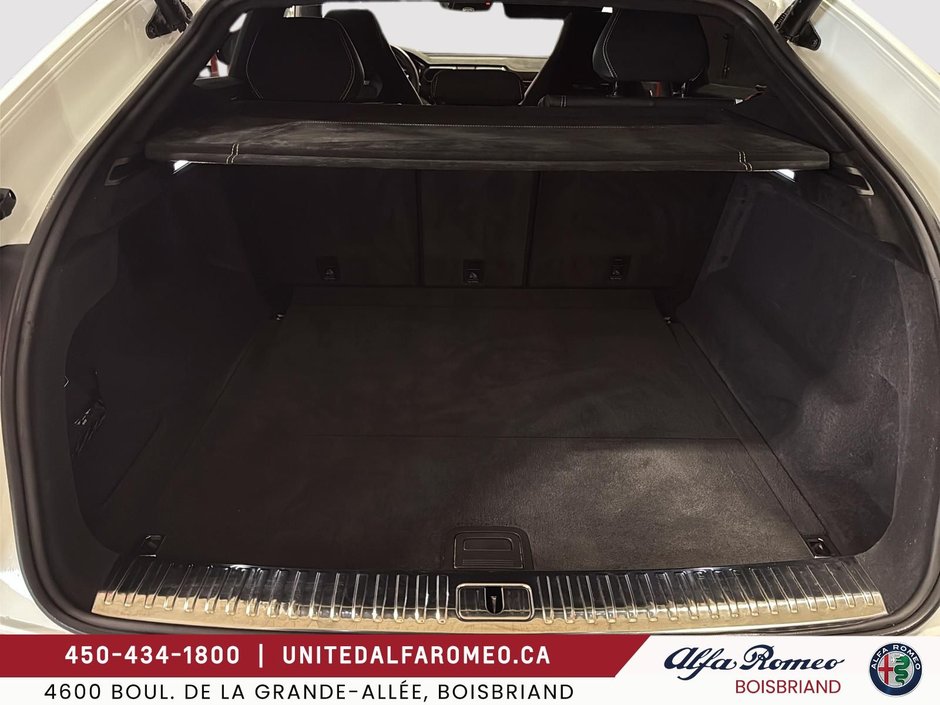 2025 Lamborghini URUS PERFORMANCE, COMME NEUF-5