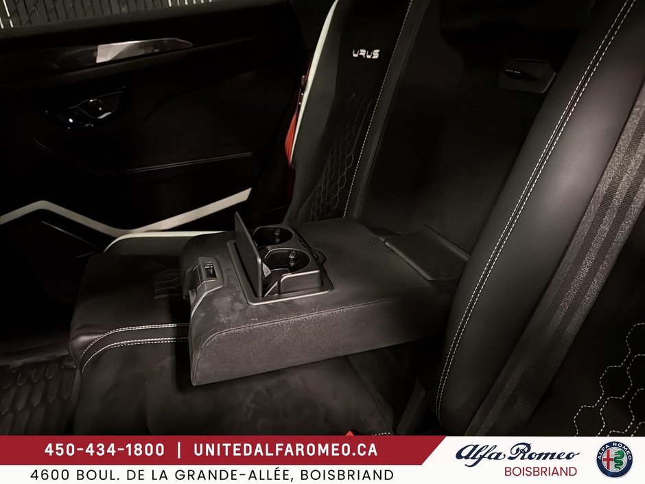 2025 Lamborghini URUS PERFORMANCE, COMME NEUF-26