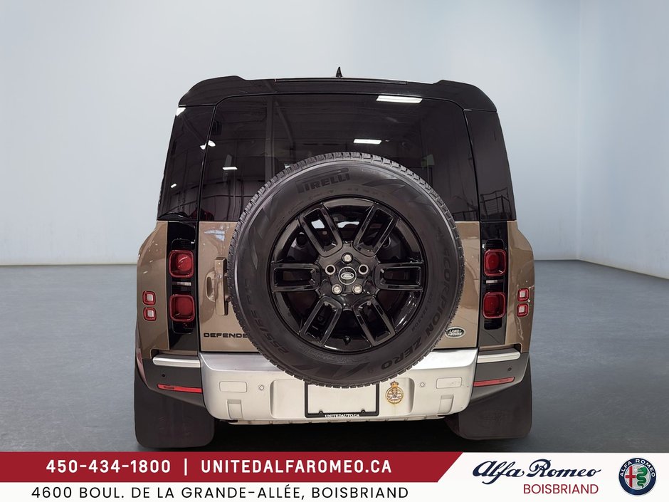 Land Rover Defender S 2023-2