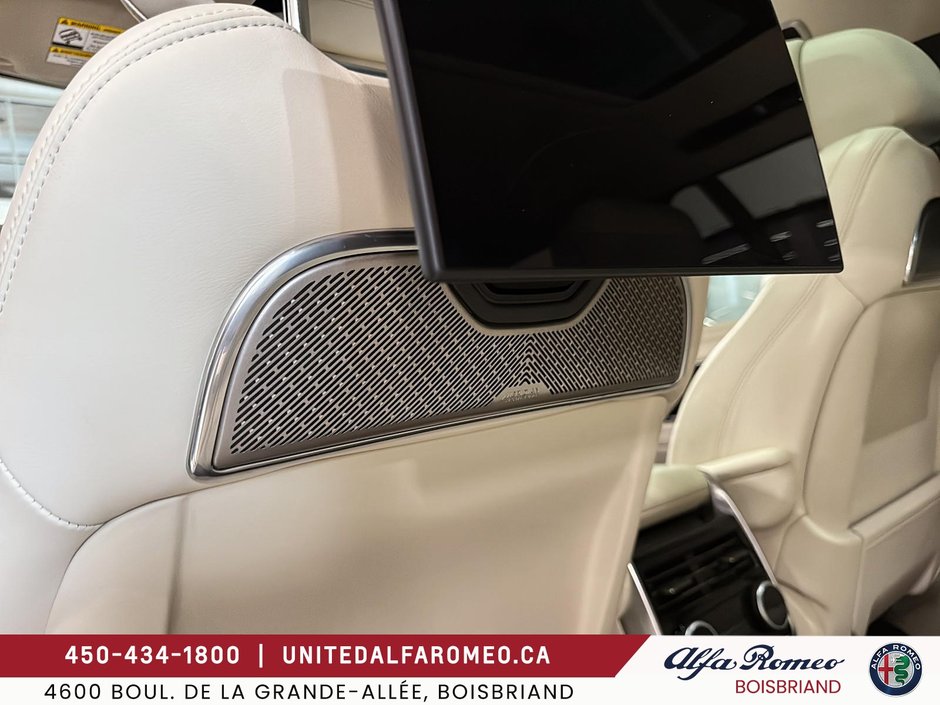 Land Rover Range Rover AUTOBIOGRAPHY,TV,7 PASS,FULL 2024-23