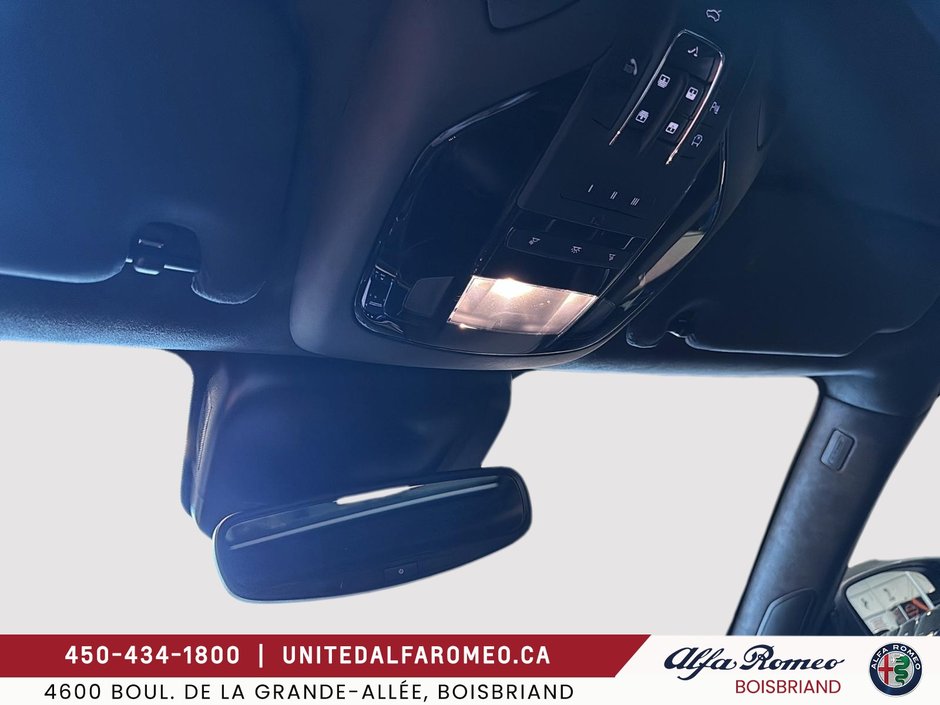 2023 Maserati Levante Modena,tres propre,-29