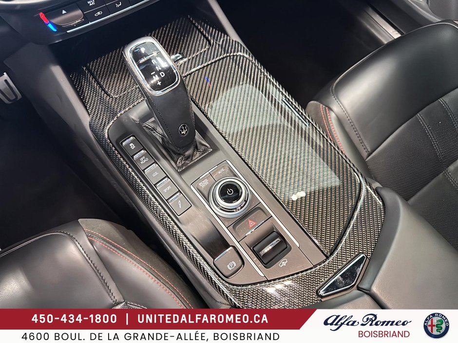 2023 Maserati Levante Modena,tres propre,-20