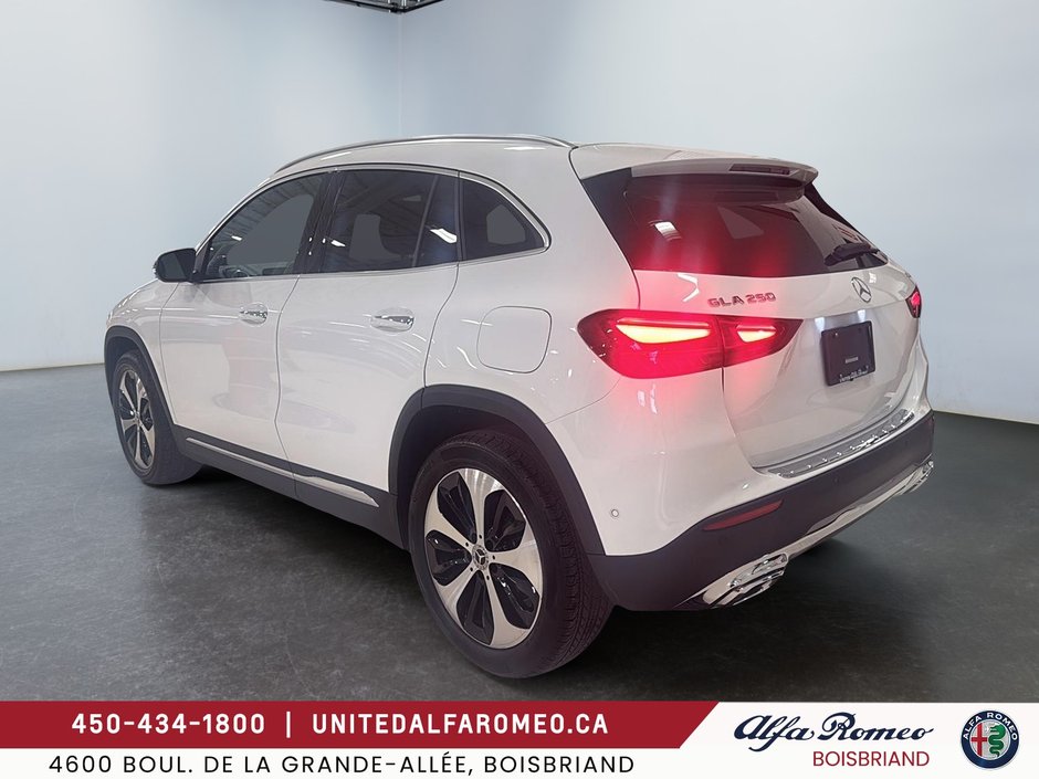 2024 Mercedes-Benz GLA 250-TOIT-4 MATIC-TRES PROPRE-3