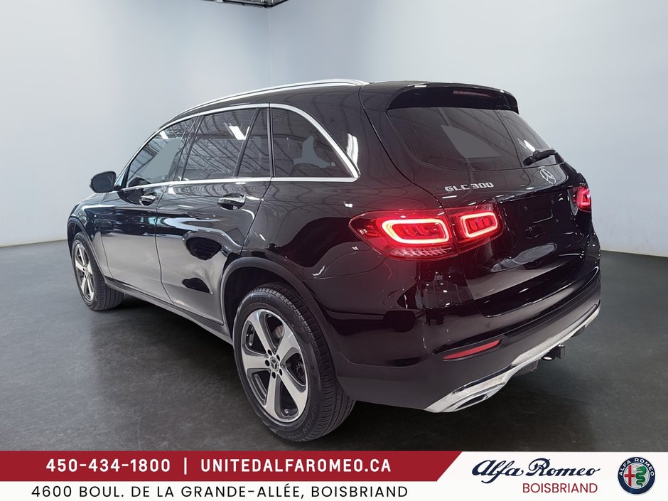 2022 Mercedes-Benz GLC 300 TOIT PANO,NAVI,TRES PROPRE-3