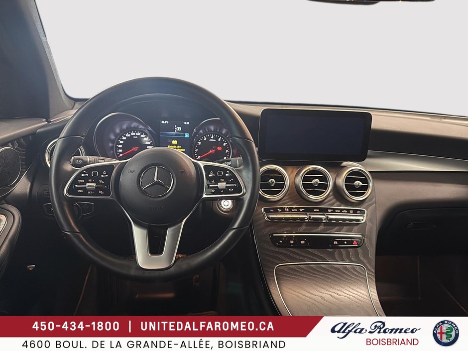 2022 Mercedes-Benz GLC 300 TOIT PANO,NAVI,TRES PROPRE-12