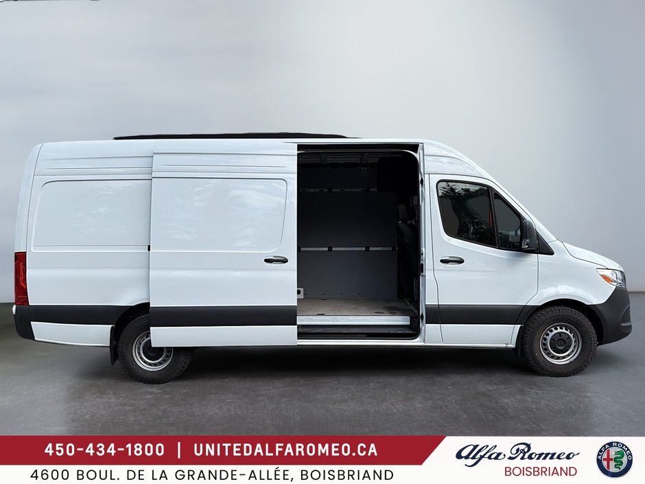 2025 Mercedes-Benz Sprinter Cargo Van 2500-5
