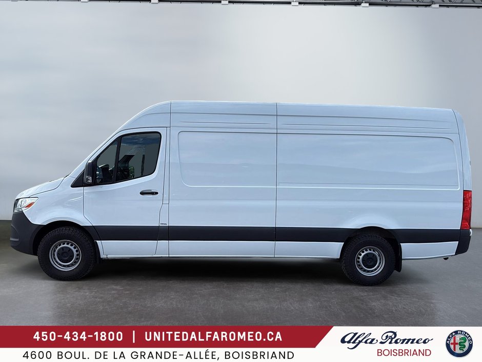 2025 Mercedes-Benz Sprinter Cargo Van 2500-4
