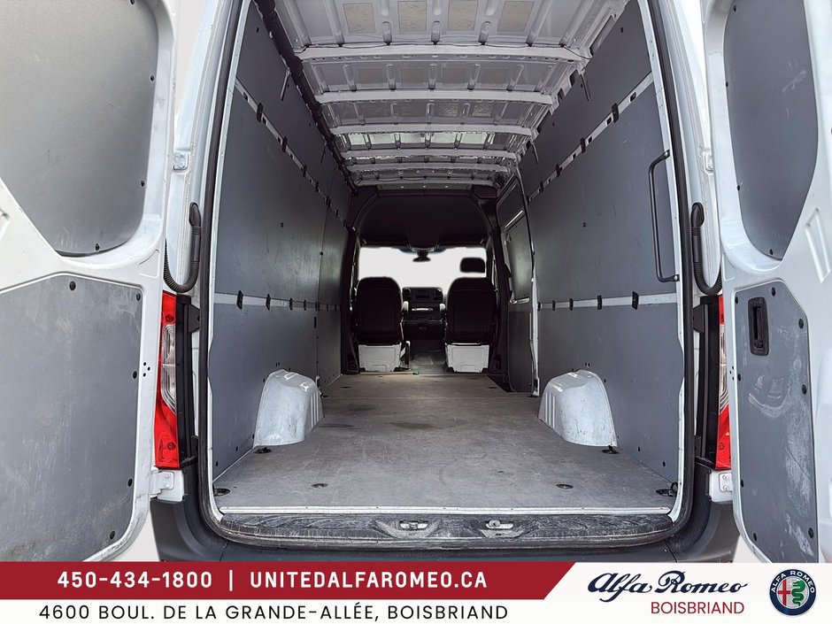 2025 Mercedes-Benz Sprinter Cargo Van 2500-6