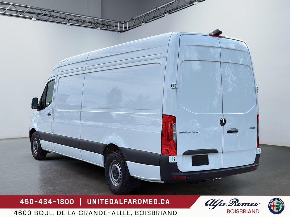 2025 Mercedes-Benz Sprinter Cargo Van 2500-3