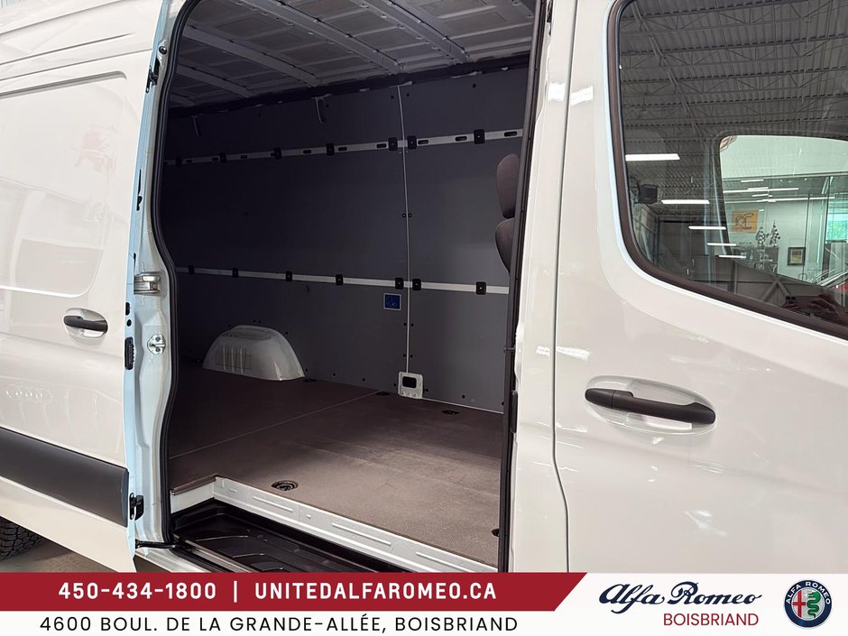 2025 Mercedes-Benz Sprinter Cargo Van 2500,HIGH ROOF LONG,DIESEL,BAS KILO-19