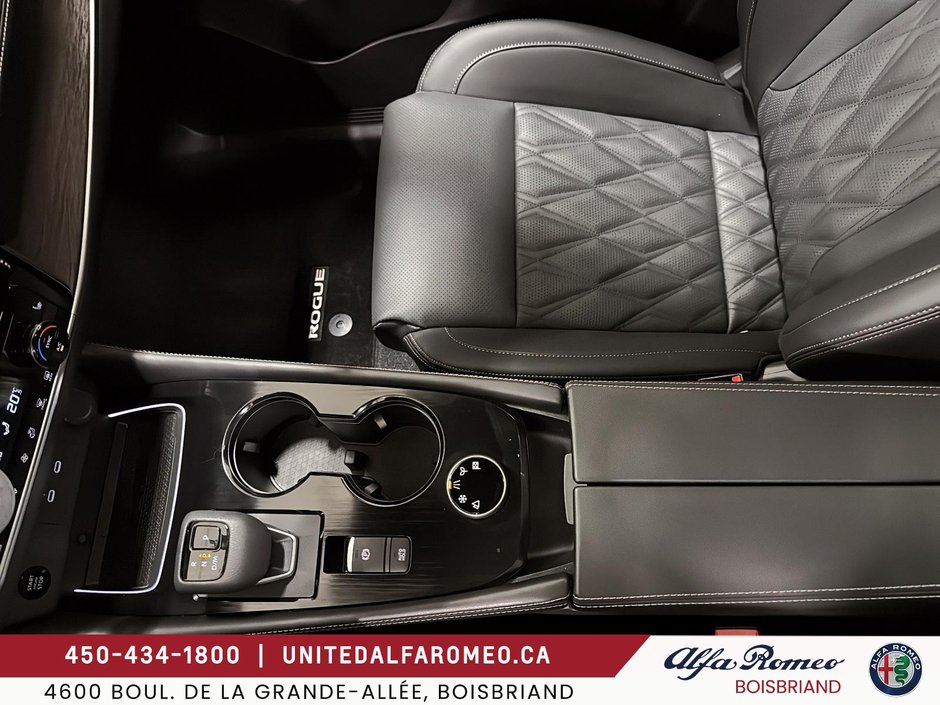 2025 Nissan Rogue Platinum,PANO,NAVI,FULL-22