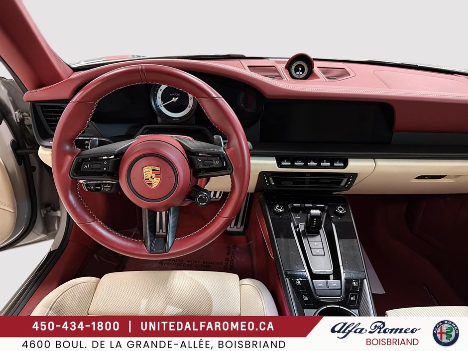 2023 Porsche 911 TARGA 4 GTS, INT MANUFAKTUR-9