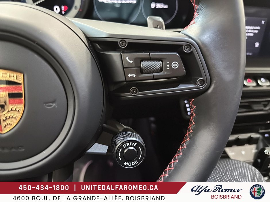 2023 Porsche 911 CABRIO,CARRRERA 4 GTS-11