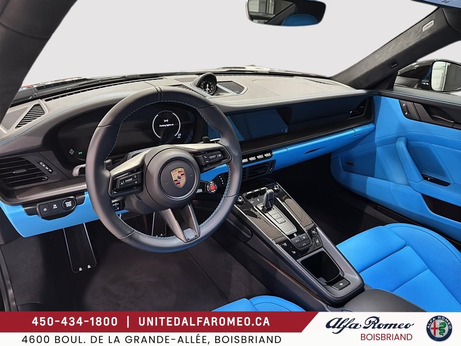 Porsche 911 Carrera GTS, 2025-10