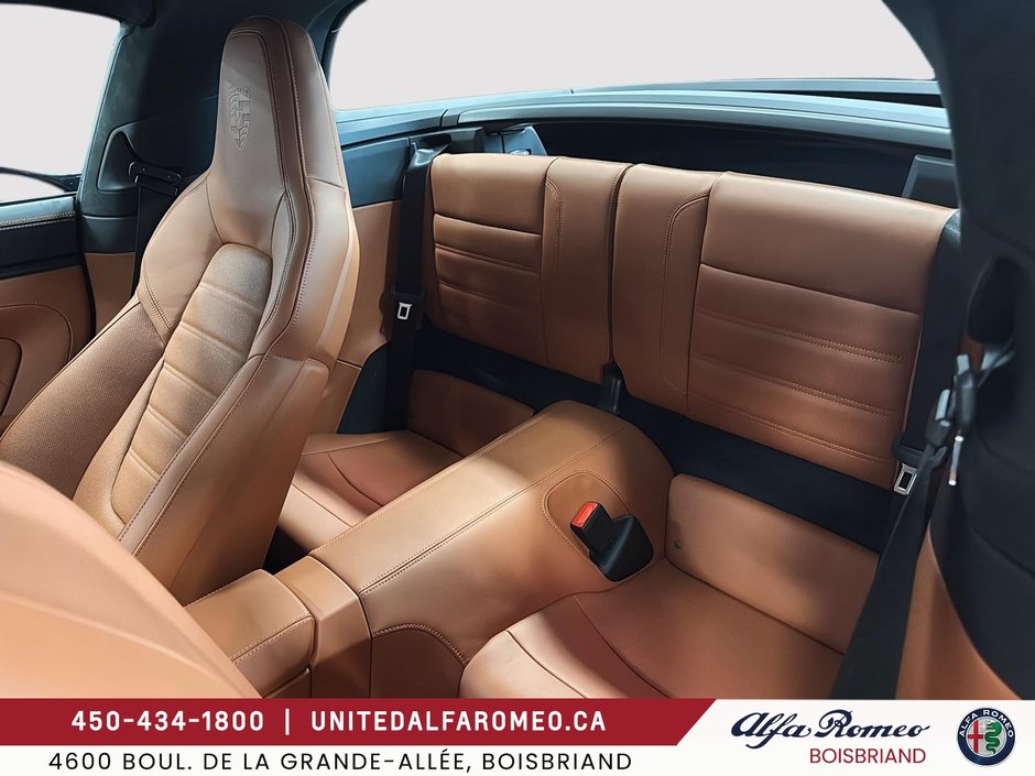 2026 Porsche 911 4 GTS,PPF,BEAUCOUP D OPTION, LOCATION DISPO-8