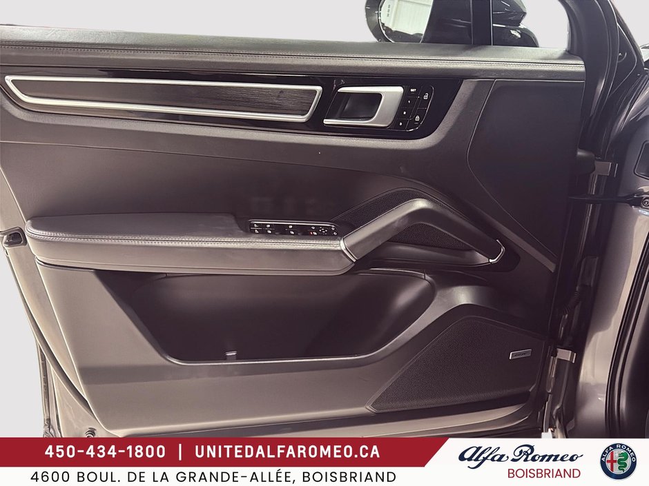 Porsche Cayenne GTS COUPE, 2021-12