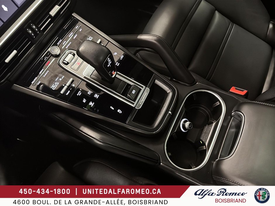 Porsche Cayenne GTS COUPE, 2021-18