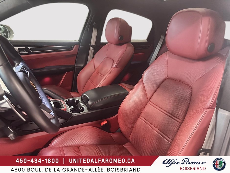 2022 Porsche Cayenne GTS COUPE,FULL-8