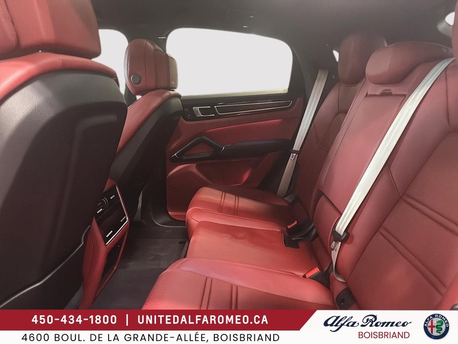 2022 Porsche Cayenne GTS COUPE,FULL-10