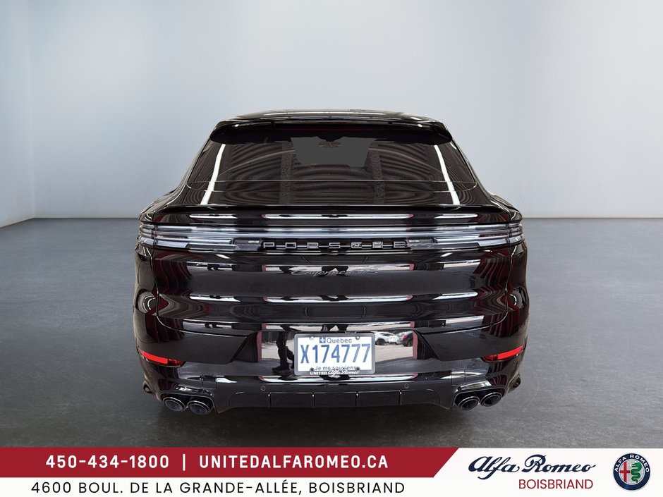 2026 Porsche Cayenne GTS-2