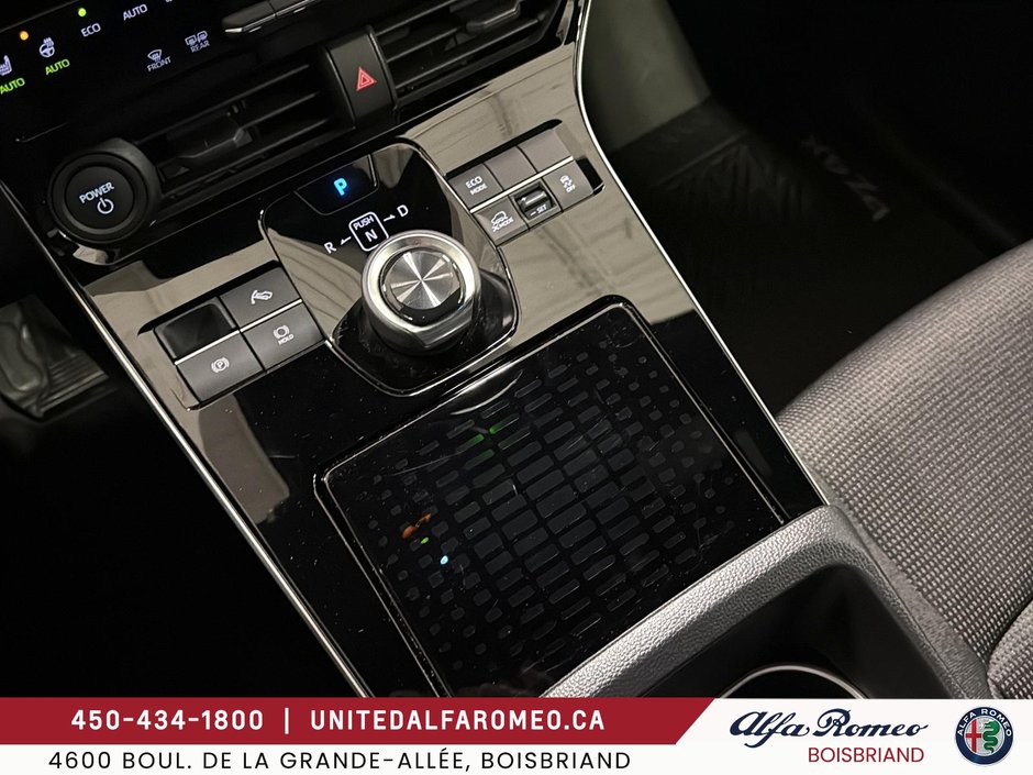 Toyota bZ4X XLE,BAS MILLAGE,3M,AWD 2024-16