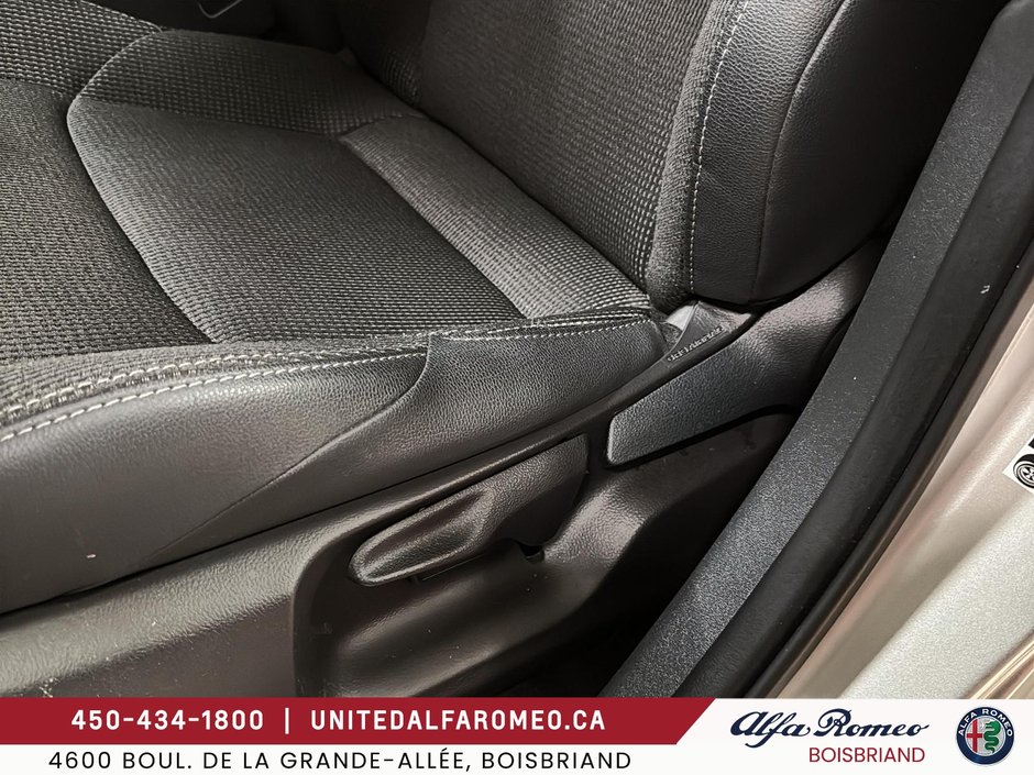 Toyota bZ4X XLE,BAS MILLAGE,3M,AWD 2024-21