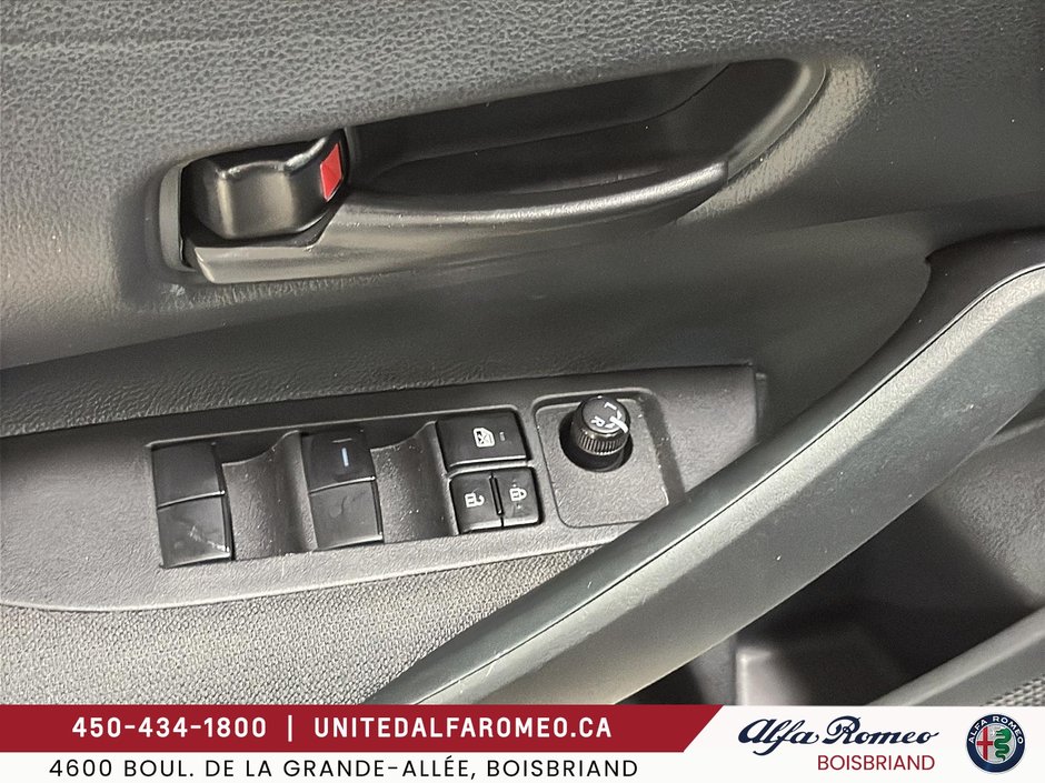 2025 Toyota Corolla LE,TOIT, BAS MILLAGE,LOCATION DISPO-11