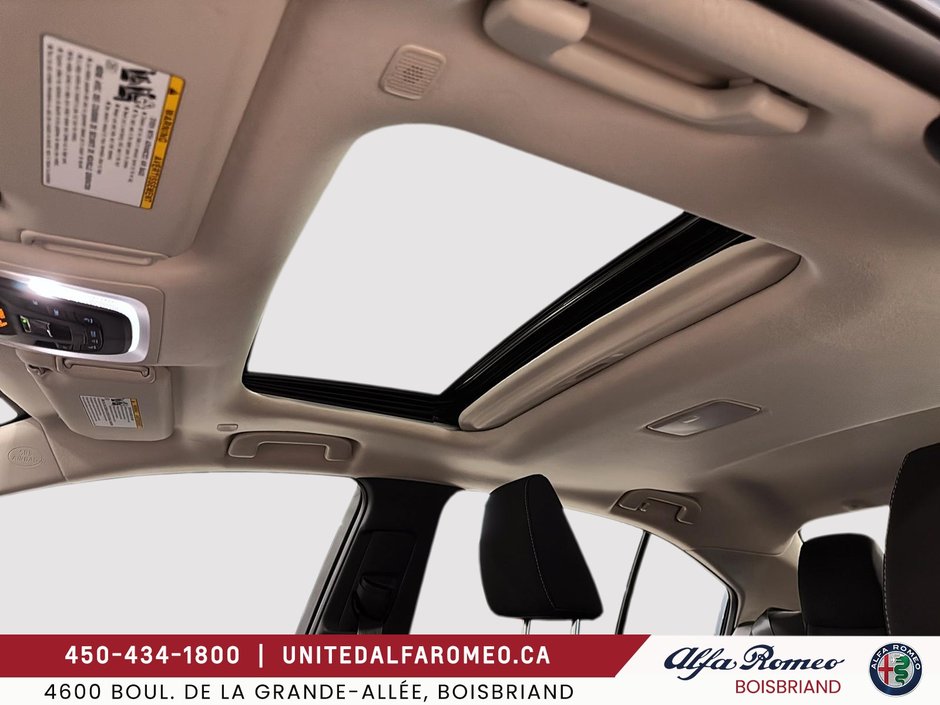 2025 Toyota Corolla LE,TOIT, BAS MILLAGE,LOCATION DISPO-30