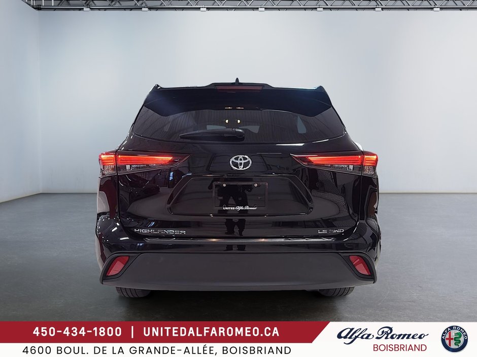 2024 Toyota Highlander LE ,AWD,7 PASS, FULL,TRES PROPRE-2