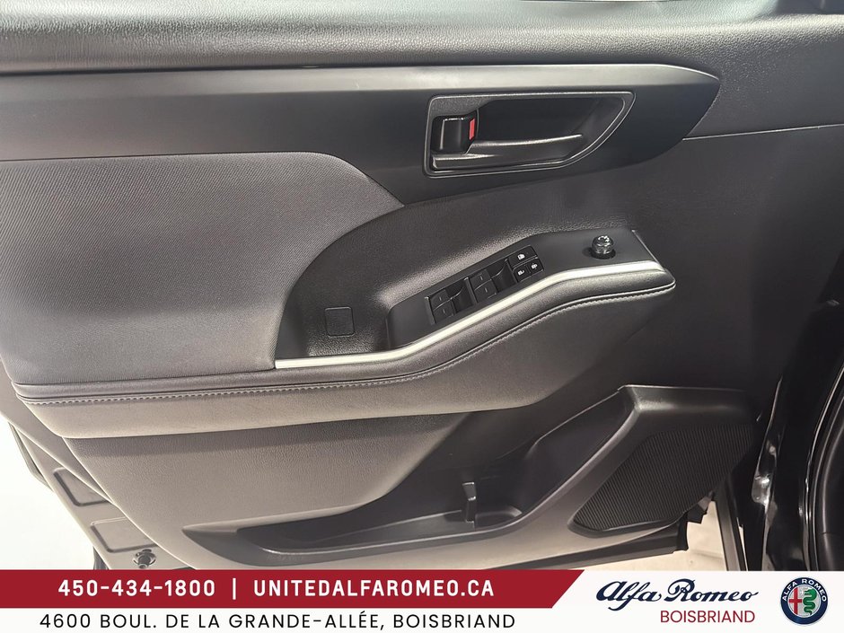2024 Toyota Highlander LE ,AWD,7 PASS, FULL,TRES PROPRE-14