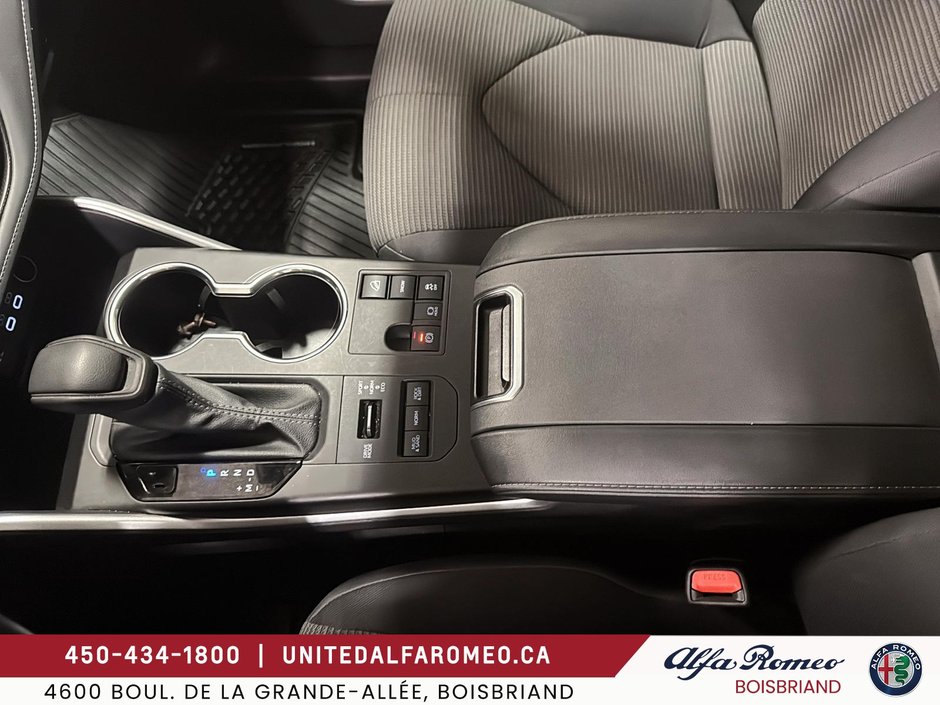 2024 Toyota Highlander LE ,AWD,7 PASS, FULL,TRES PROPRE-22
