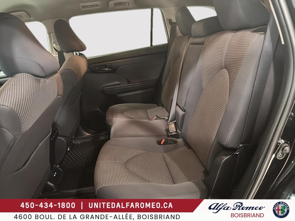 2024 Toyota Highlander LE ,AWD,7 PASS, FULL,TRES PROPRE-10