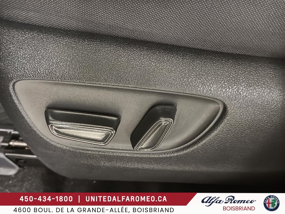 2024 Toyota Highlander LE ,AWD,7 PASS, FULL,TRES PROPRE-32