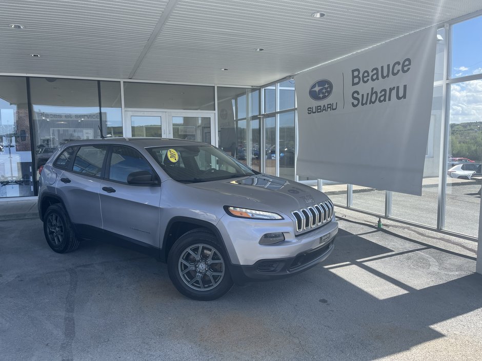 2017 Jeep Cherokee 4WD 4dr Sport in Saint-Georges, Quebec