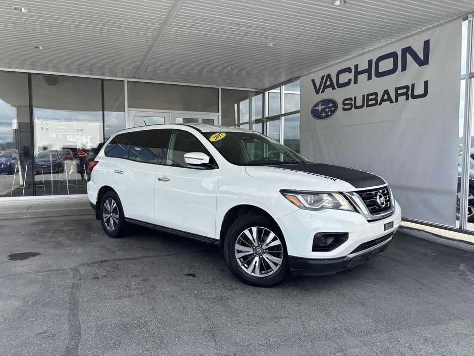 Nissan Pathfinder 4WD 4dr SV 2017 à Saint-Georges, Québec
