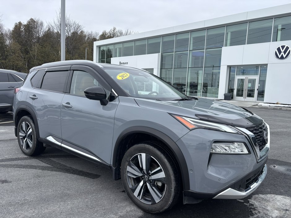 2023 Nissan Rogue AWD Platinum in Saint-Georges, Quebec