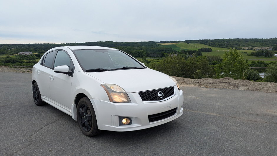 2010 Nissan Sentra 4dr Sdn I4 CVT SE-R in Saint-Georges, Quebec