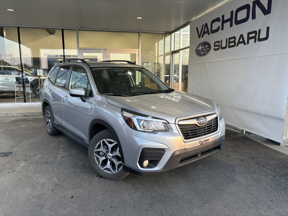 2019  Forester 2.5i Convenience in Saint-Georges, Quebec