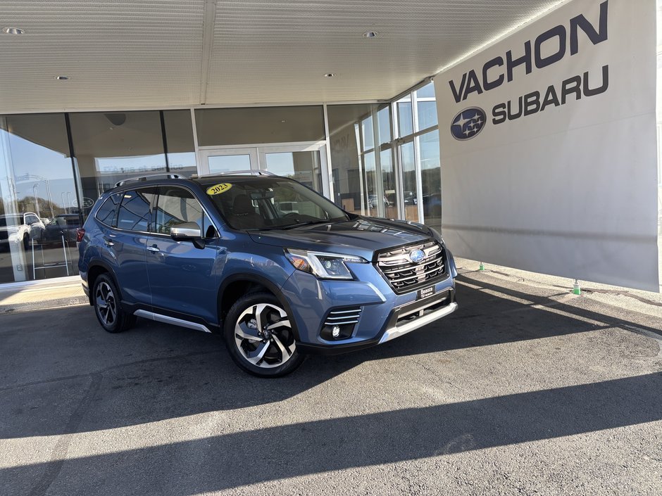 Subaru Forester Premier CVT 2023 à Saint-Georges, Québec