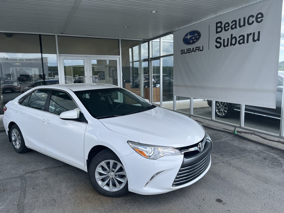 2016 Toyota Camry 4dr Sdn I4 Auto LE in Saint-Georges, Quebec
