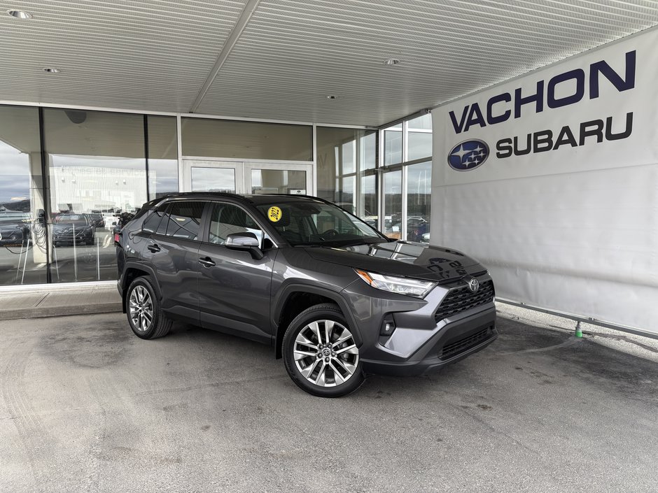 Toyota RAV4 XLE AWD 2022 à Saint-Georges, Québec