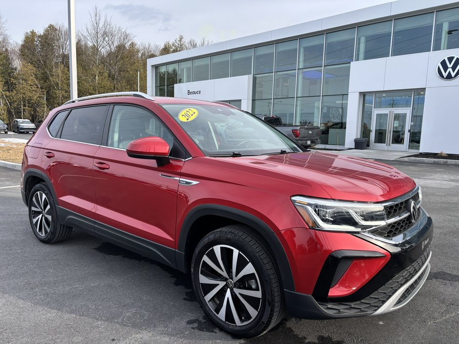 2022 Volkswagen Taos Highline 4MOTION in Saint-Georges, Quebec