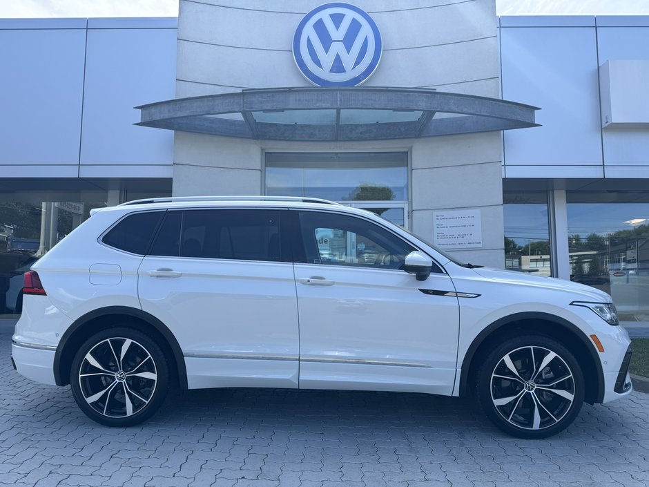 Volkswagen Tiguan Highline R-Line 4MOTION 2024 à Saint-Georges, Québec